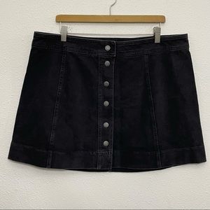 Madewell Black Denim Button Up Skirt 18